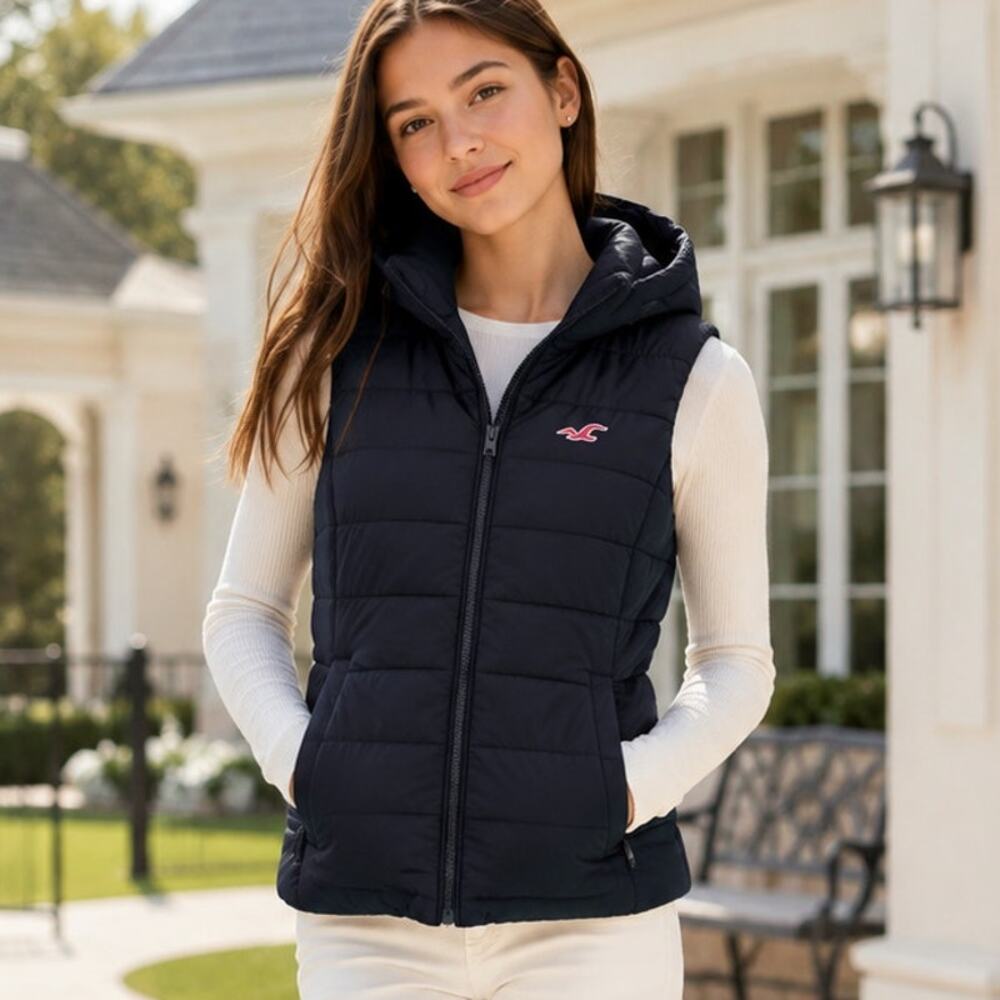 Hollister Malaga Beach Hooded Puffer Vest Black Large